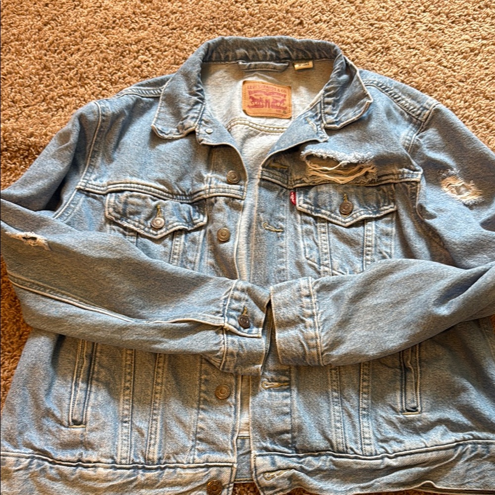 Levi's Light Blue distressed Denim Jacket XL
